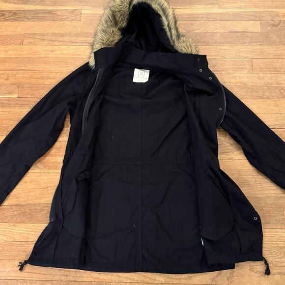 Relativity black lightweight coat with faux fur trimmed hood size large L
 b8 - Picture 6 of 7